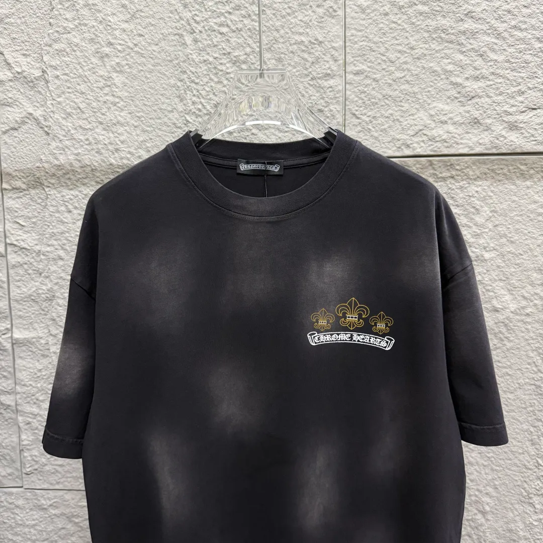 🅿️190 CH*Cro Heart 2025 Spring and Summer New Style Heavy pickling with gradient distressing Chest logo Classic Sanskrit horseshoe print Customized fabric Short-sleeved T-shirt Uniform for men and women Size: S M L